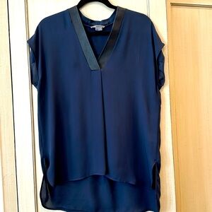 Vince silk & leather blouse 🌟